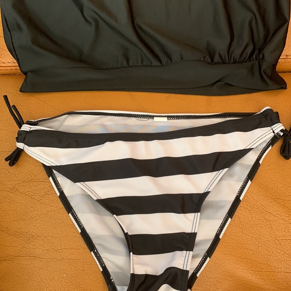 Swim - Picture 2 of 5